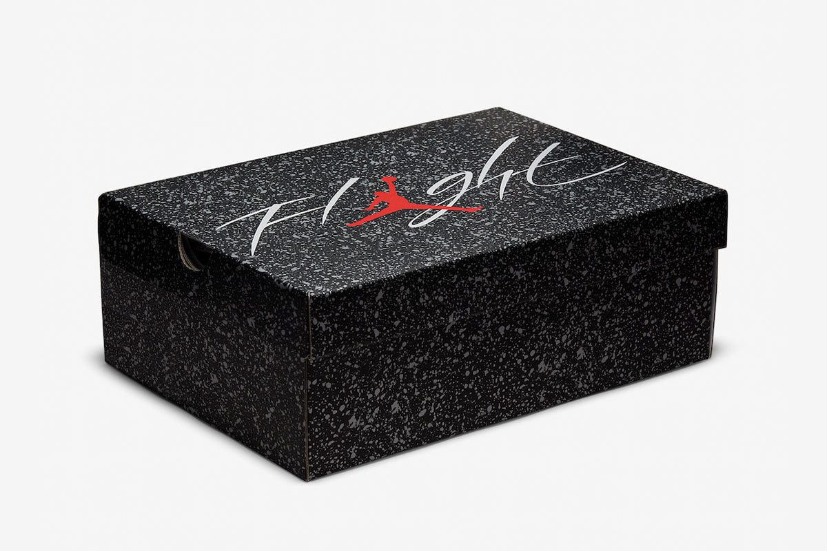 AJ 4 Retro ‘Military Black’